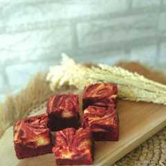 รูปของ Red velvet cream cheese brownies