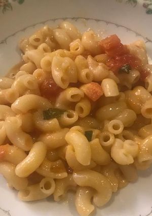 Una foto de Pasta de coditos con queso