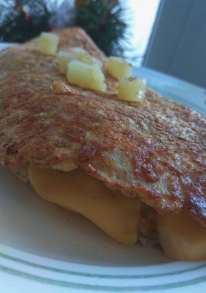 Фото Овсяноблин с ананасами и сыром 🥞🍍🧀.