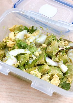 酪梨蛋沙拉 的食譜成品照片