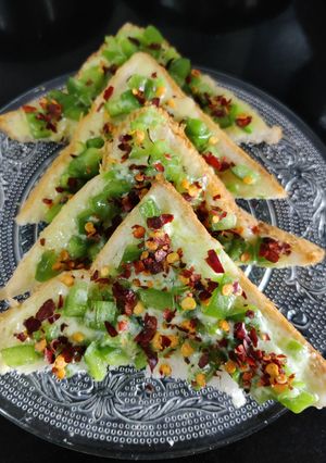 A picture of Chilli cheese Toast.