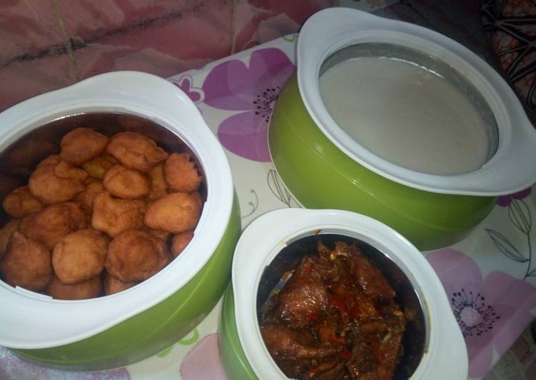 Recipe of Super Quick Homemade Kosai,kunun gyada and pepper chicken