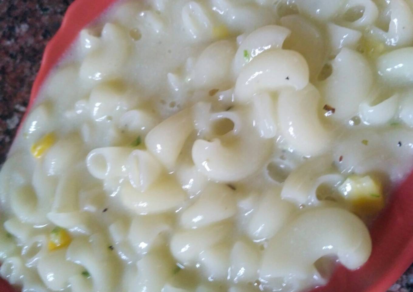 Cheesy macaroni