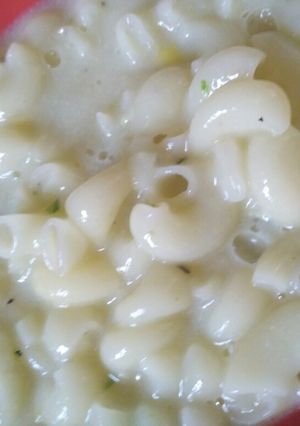 A picture of Cheesy macaroni.