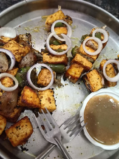 पनीर टिक्का (paneer tikka recipe in Hindi) रेसिपी मुख्य फोटो