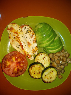 Una foto de Pchuga a la plancha con veruduras a la plancha