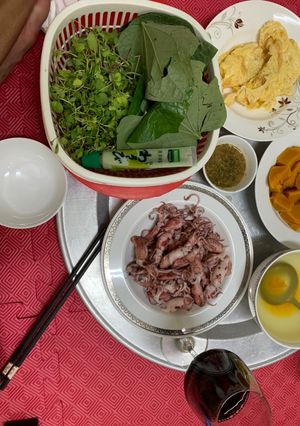 Hình của món Mực sim trứng hấp rượu.