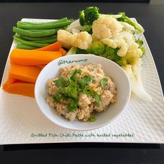 A picture of Grilled Fish Chili Paste with boiled vegetables.