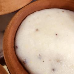 A picture of Desi muttka special kheer.