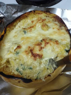 A picture of Cheesy Stuffed Spaghetti Squash.