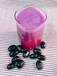 நாவல் பழ ஜூஸ் (Naavalpazha juice recipe in tamil) செய்முறை முக்கிய புகைப்படம்