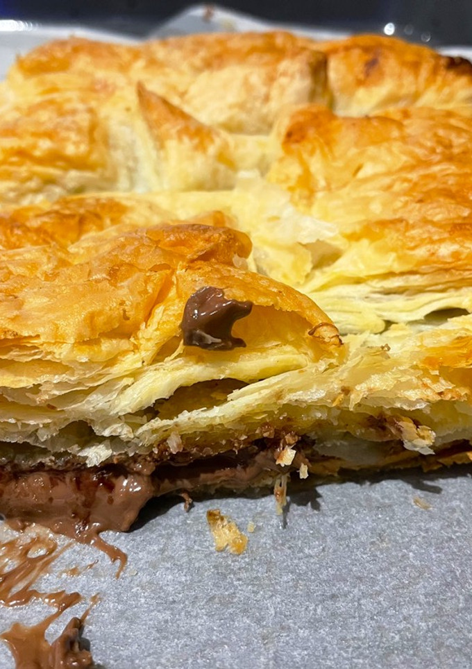 Una foto de Napolitana de Reese (chocolate y crema de cacahuete)