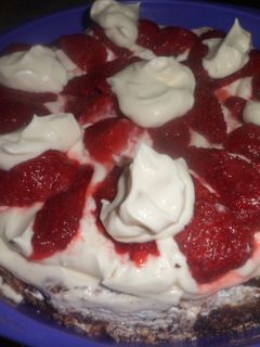 Una foto de Tarta 2 chocolate y frutillas