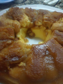 Una foto de Budin de manzanas con flan