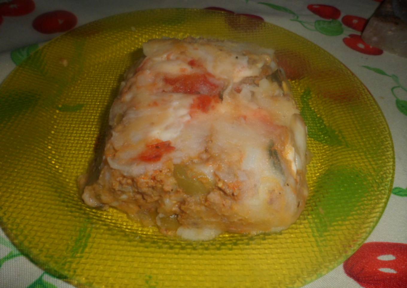Arrollado de papas y carne picada