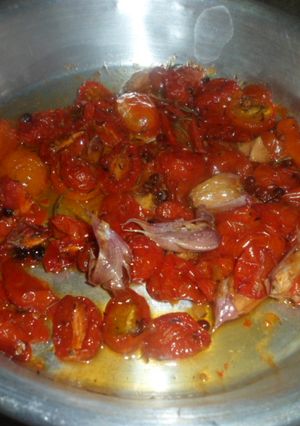 Una foto de Conserva de tomates cherry