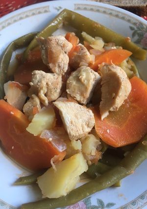 A picture of Green beans with chicken.