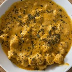 A picture of Rajasthani Gatte ka Saag.