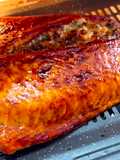 Salmão recheado com creme de espinafre
