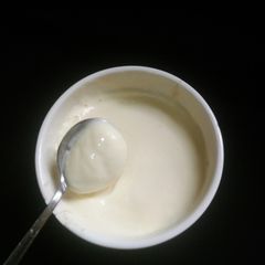 A picture of Home made mayonnaise.