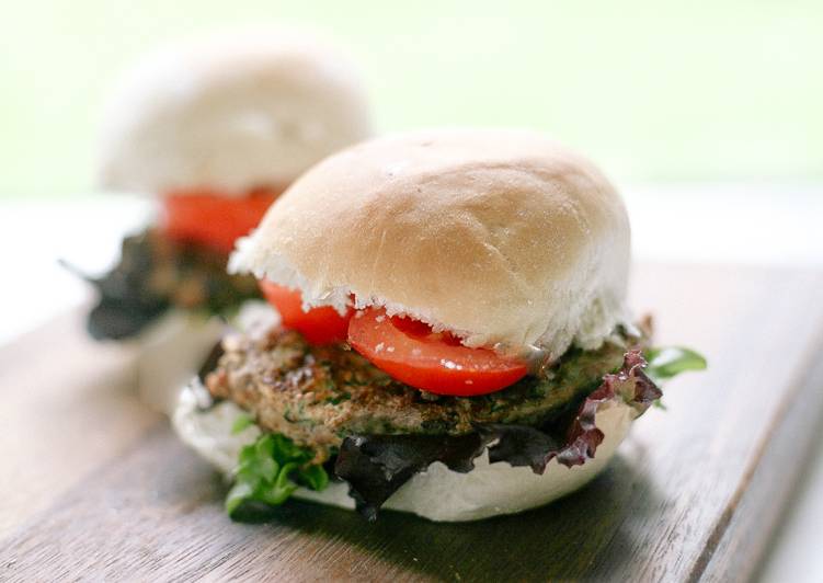 Recipe of Super Quick Homemade Beef and Courgette Burgers