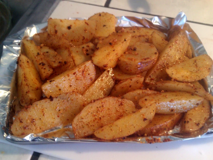 How To Make seasoned potato wedges which Delicious
