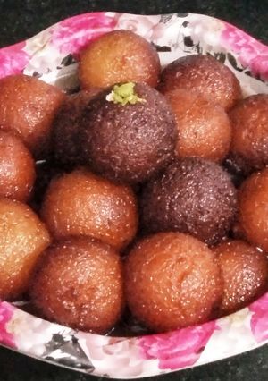 फलाहारी रसगुल्ले(falahari rasgulle recipe in hindi) रेसिपी मुख्य फोटो