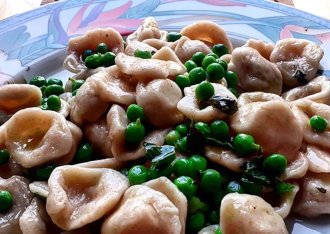 Orecchiette avec petits pois