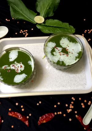A picture of Broccoli palak soup.