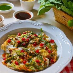Crispy Palak Patta Chaat A picture of Crispy Palak Patta Chaat.