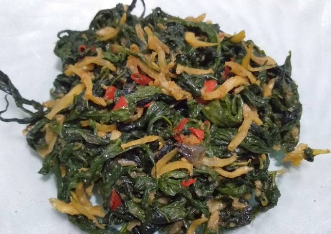 Cara Buat Tumis Daun Ubi Teri Irit Anti Gagal