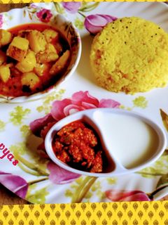 બટાકા નું છાલ નું રસાવાળું શાક રેસીપી મુખ્ય ફોટો