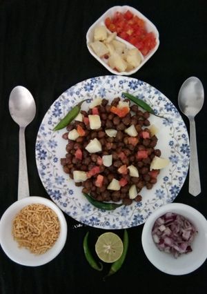 A picture of Chana chaat.