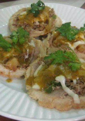 Una foto de Sopes o picaditas