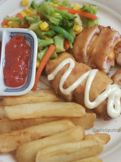 Foto resep Chicken Cordon Bleu ala kafe