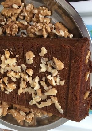 A picture of Dates walnuts cake.