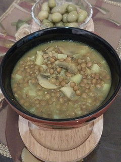 عکسی از دستور عدسی با قارچ