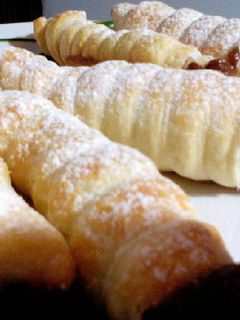 Una foto de Cañoncito de dulce de leche