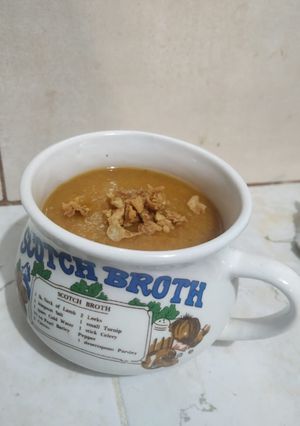 Una foto de Sopa otoñal de verduras vegan