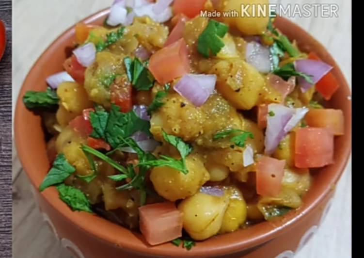 Recipe of Ultimate Without Oil Healthy Chickpeas Masala Chole Recipe