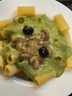 Una foto de Pasta con Salsa de Brócoli 🥦