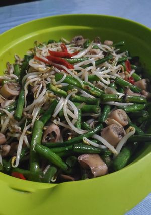 Foto resep Tumis kacang panjang toge cumi asin