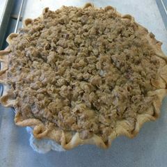 A picture of Apple crumble pie.
