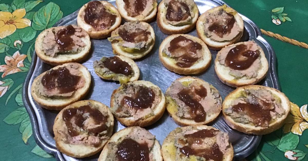 Toasts grillés foie gras confit de figues de Mila Skull Cookpad