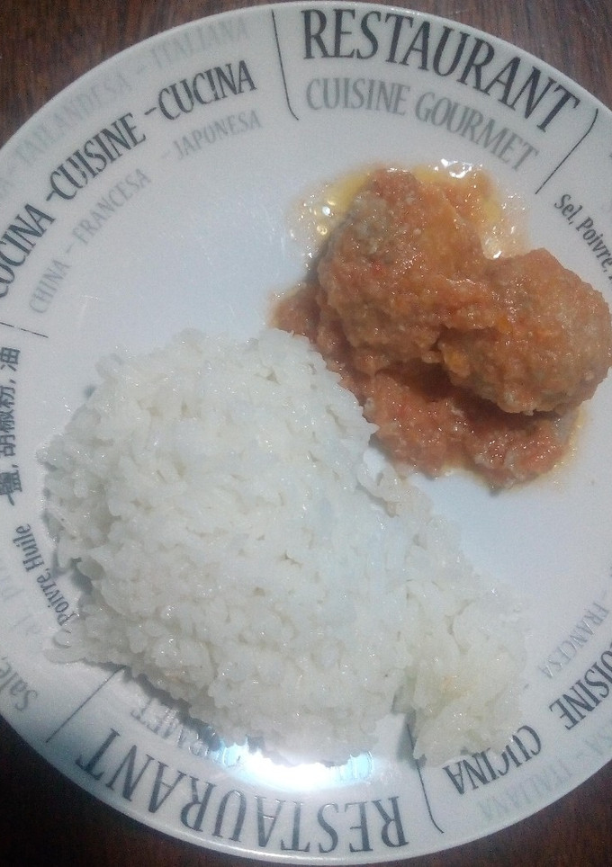 Una foto de Albóndigas en salsa