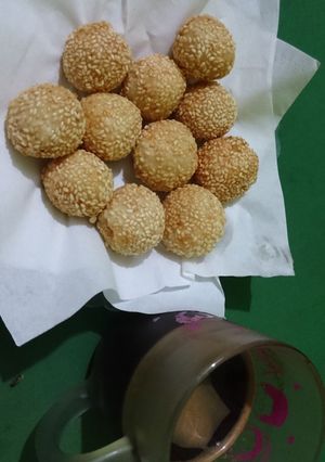 Foto resep 09. Onde-Onde krispi diluar lembut didalam