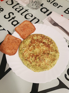 Una foto de Tortilla de Brócoli y queso light