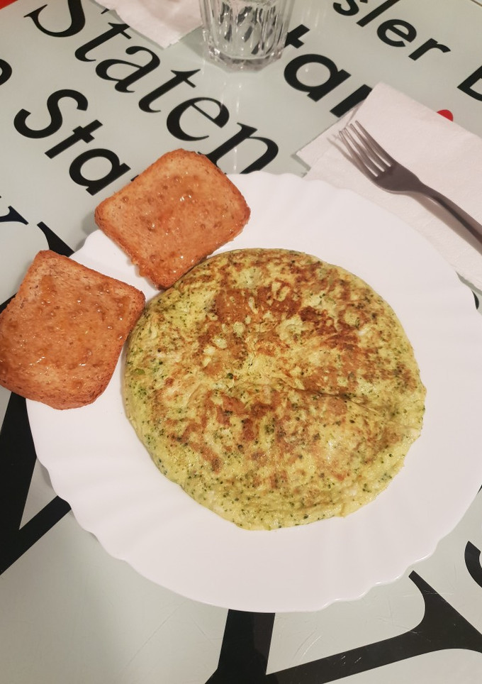 Una foto de Tortilla de Brócoli y queso light