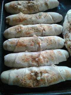 Una foto de Pizza enrollada (pan relleno)