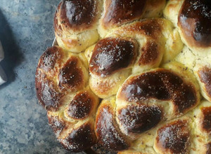 Una foto de Trenza brioche dulce con anís